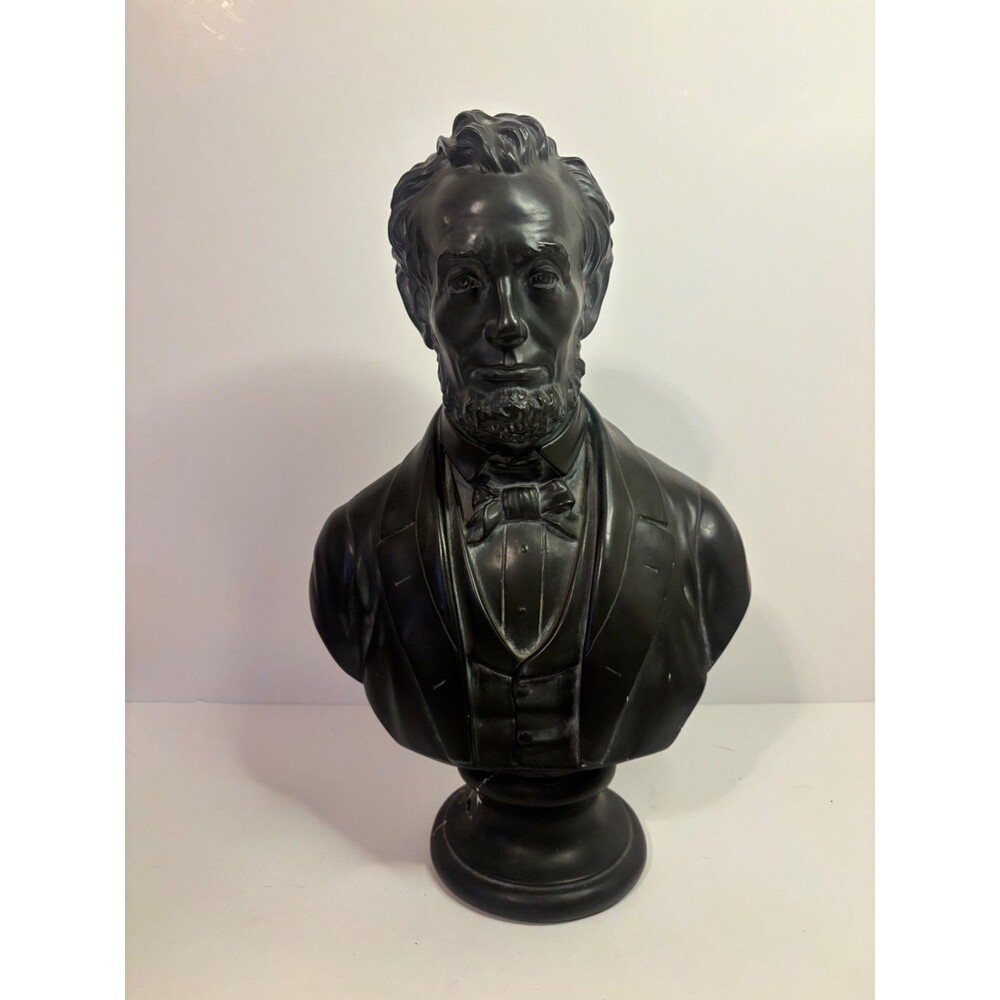 Abe Lincoln Chalkware bust